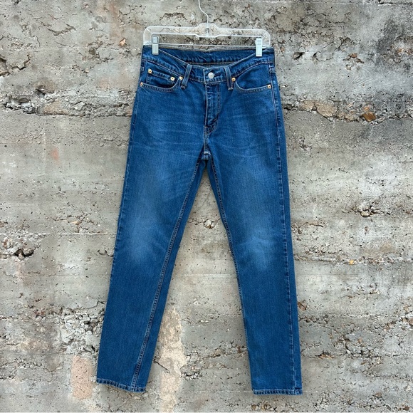Levi's Other - Levi’s 5.11 slim straight leg jeans medium wash
